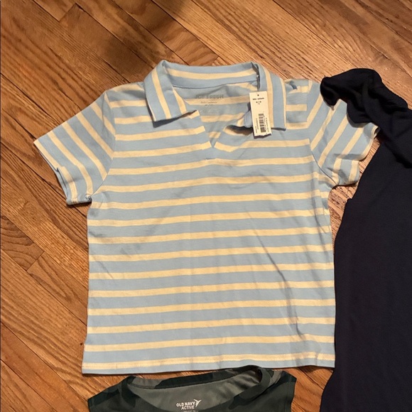 Old Navy and Others Assorted Clothing - Picture 2 of 9